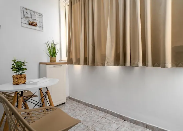 Comfortable Bila Split